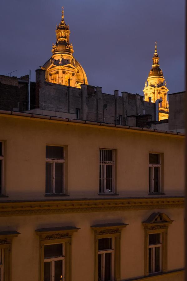 Basilika View Imperial Suite -Sas Street -Need Reservation For Free Parking Budapest Exterior foto