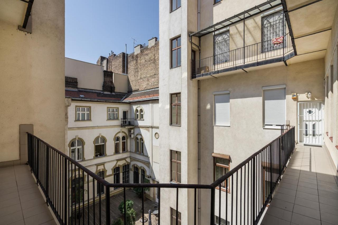 Basilika View Imperial Suite -Sas Street -Need Reservation For Free Parking Budapest Exterior foto