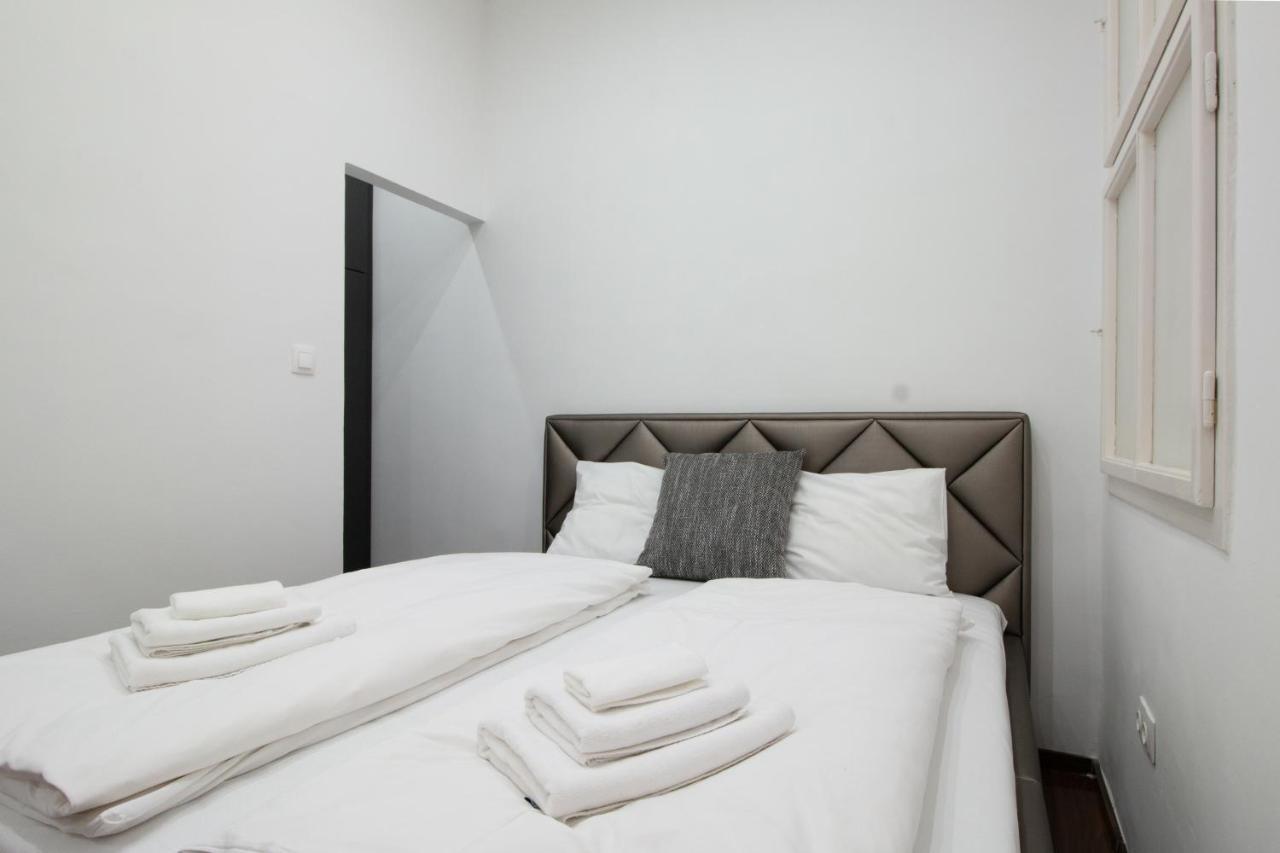 Basilika View Imperial Suite -Sas Street -Need Reservation For Free Parking Budapest Exterior foto