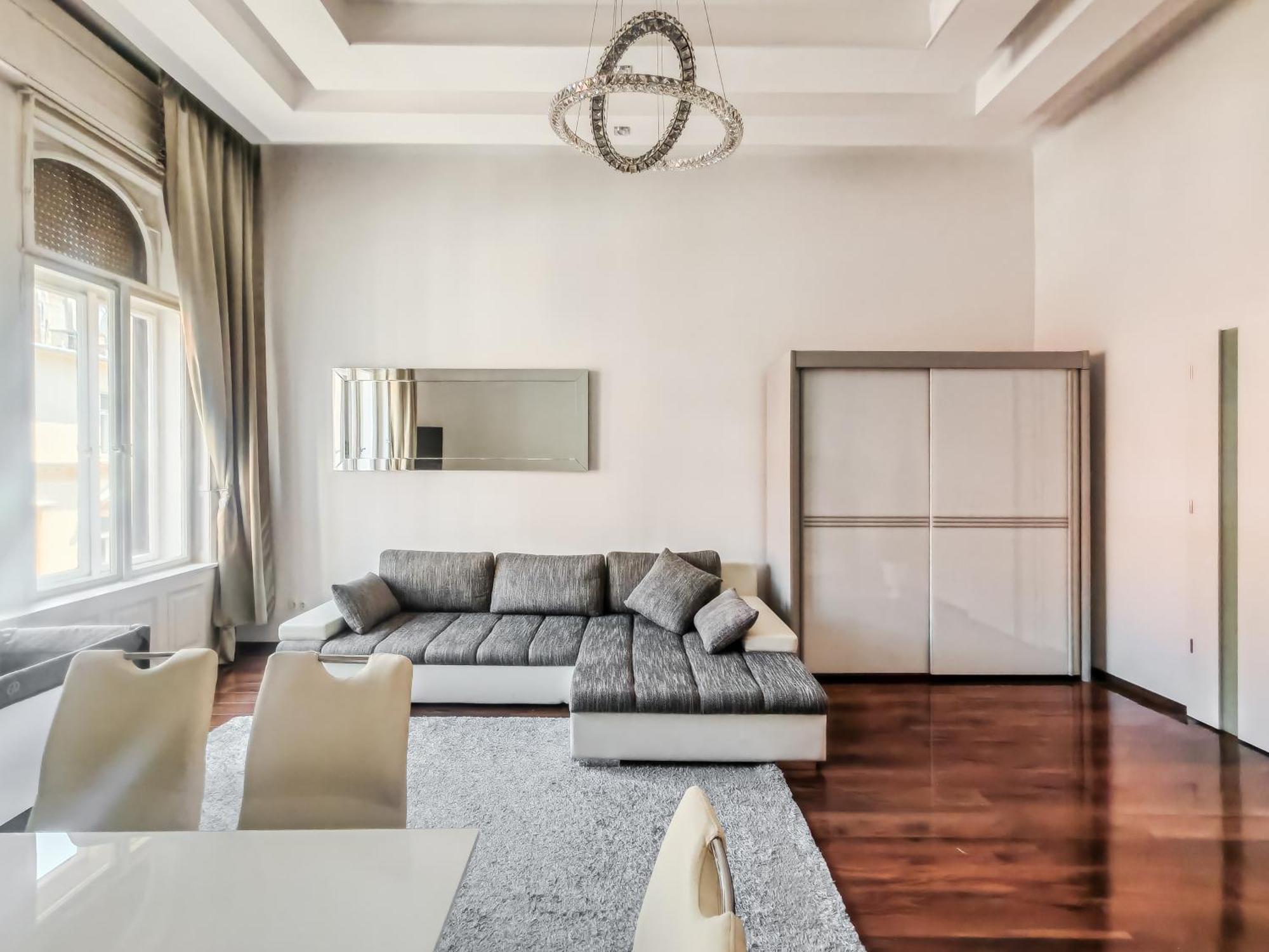 Basilika View Imperial Suite -Sas Street -Need Reservation For Free Parking Budapest Exterior foto